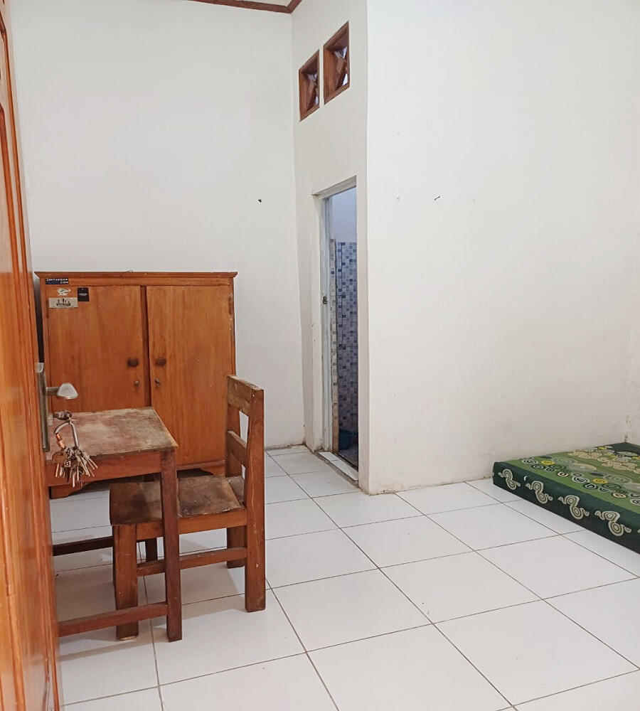 Kost Putra Dekat UNS Universitas Sebelas Maret, Universitas Aisyiyah