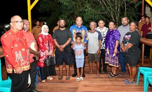 Temui Keluarga Ibu Bayi Meninggal, Gubernur Minta Maaf atas Kebodohan Pemerintah