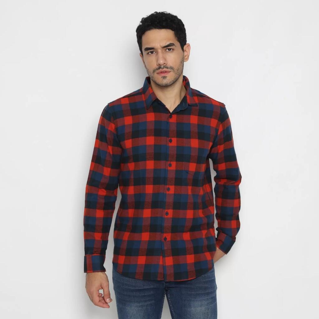 5 Rekomendasi Kemeja Pria Terbaik untuk Tampil Stylish Seharian