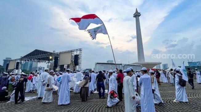 Reuni 212 Galang Donasi Rp10 Miliar untuk Korban Bencana Sumatra

