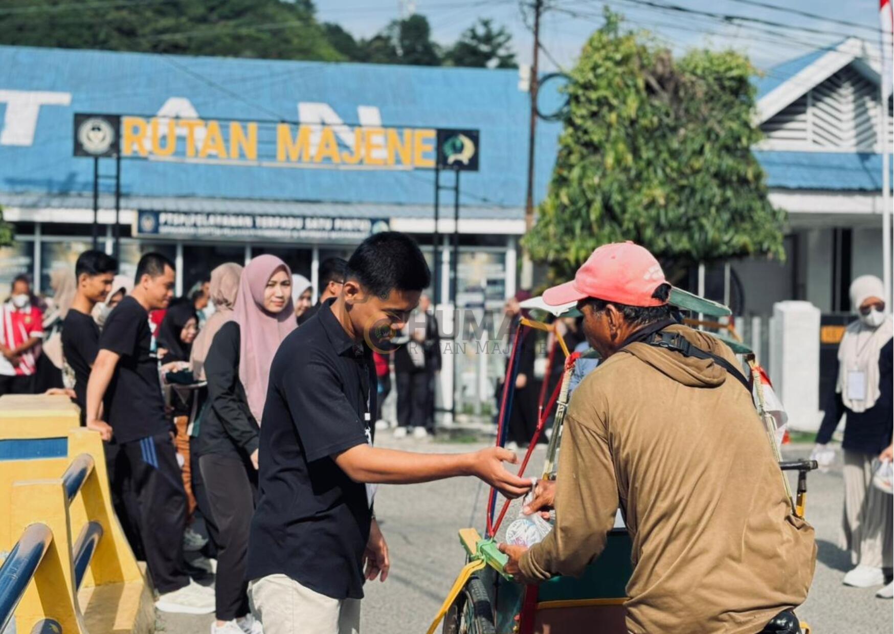 Wujud Kepedulian Sosial, Rutan Kelas IIB Majene Laksanakan Jum'at Berkah