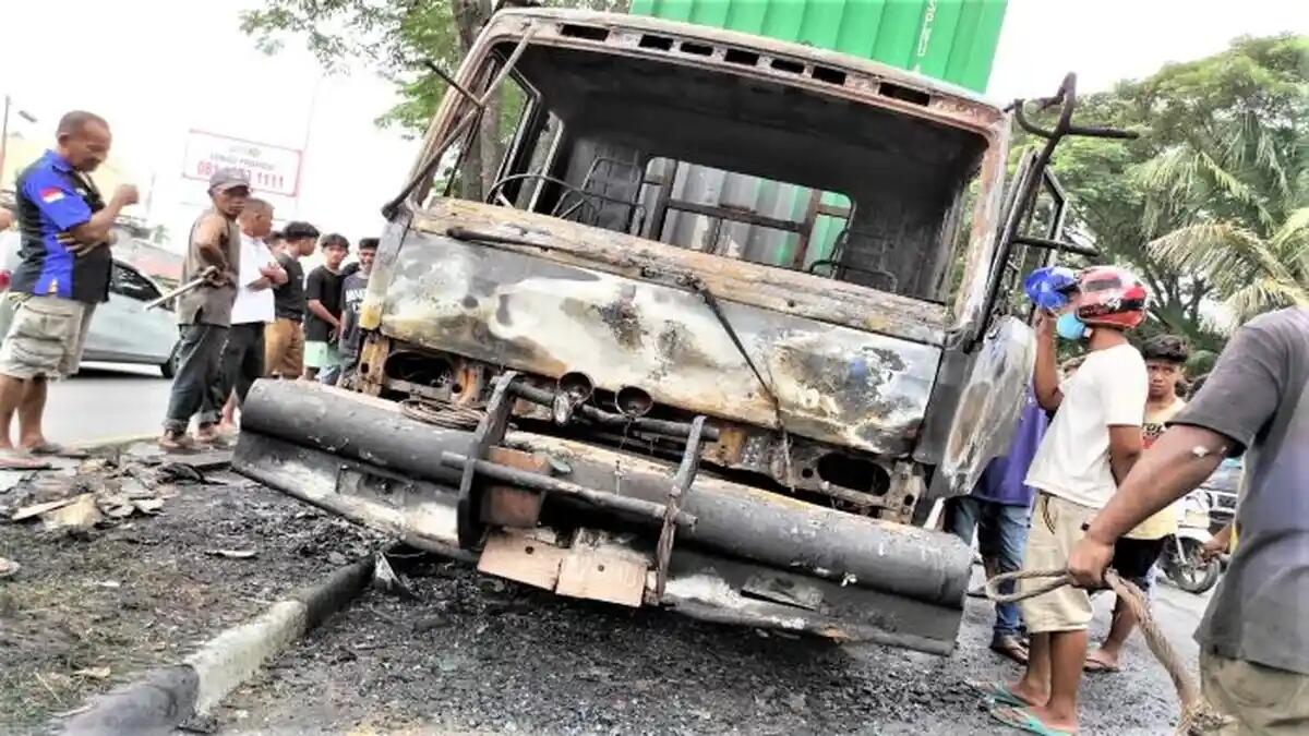 Kronologi Awal Truk Sembako Dibakar di Aceh, Warga Ngamuk Bantuan Disalurkan ke...
