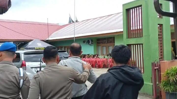 Guru ASN Pelaku Sesama Jenis di Padang Langsung Dipecat Tak Boleh Mengajar