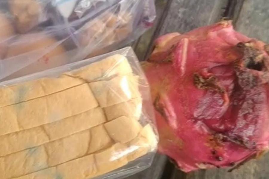 Orang Tua Murid Keluhkan Buah Busuk dan Roti Berjamur di Pejanggik