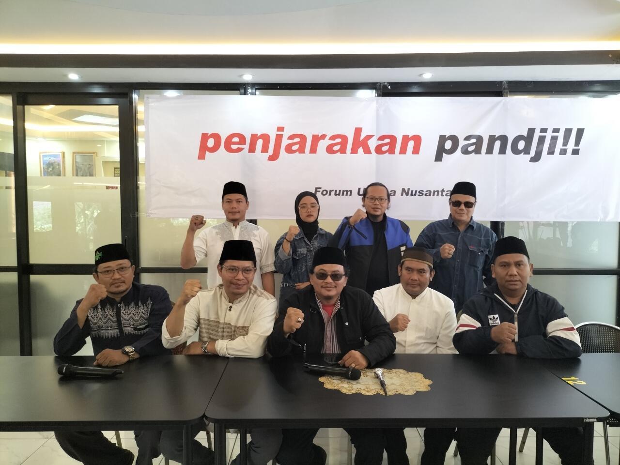 Forum Ulama Nusantara Siap Laporkan Dugaan Penistaan Agama oleh Pandji Pragiwaksono