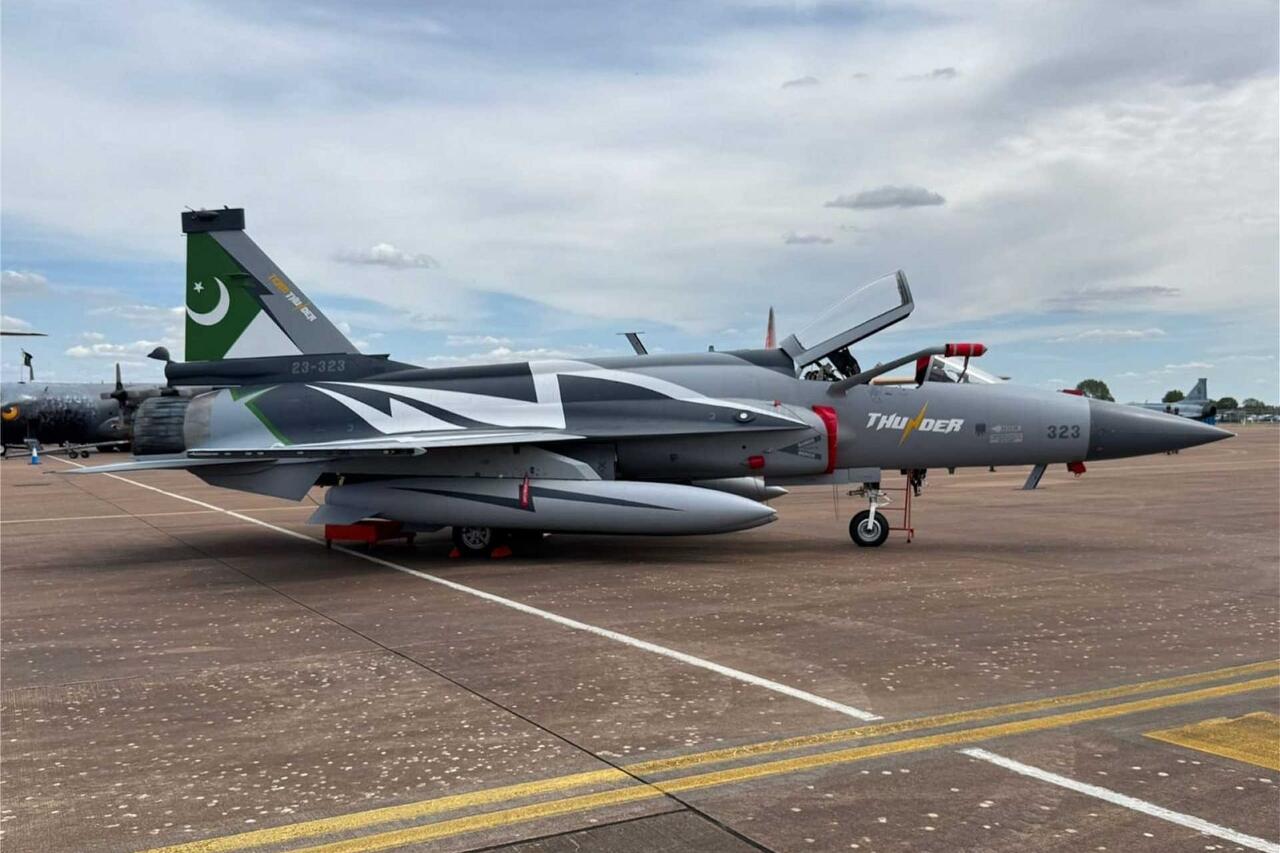 Serius Nih ? Pakistan Tawarkan JF-17 Thunder ke Arab Saudi