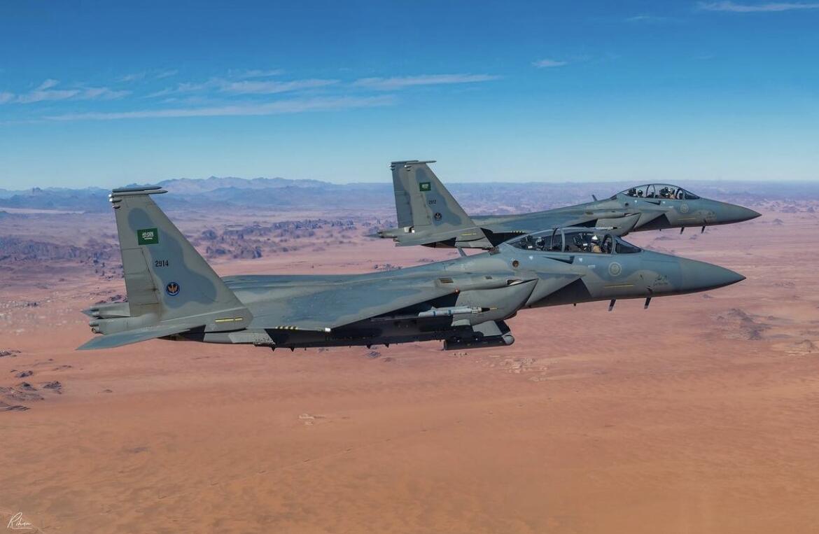 Serius Nih ? Pakistan Tawarkan JF-17 Thunder ke Arab Saudi