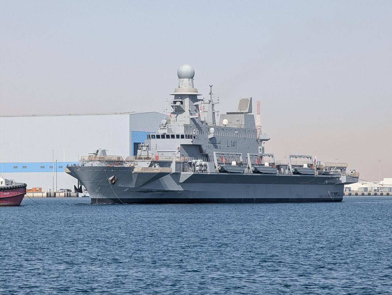 Al Fulk: Kapal Serbu Amfibi Milik Qatar dengan Persenjataan Setara Frigat