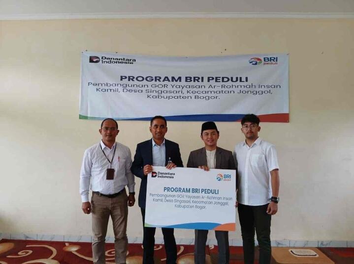 BRI KC Cibubur Hadirkan GOR Baru untuk Aktivitas Santri di Yayasan Ar-Rohman 