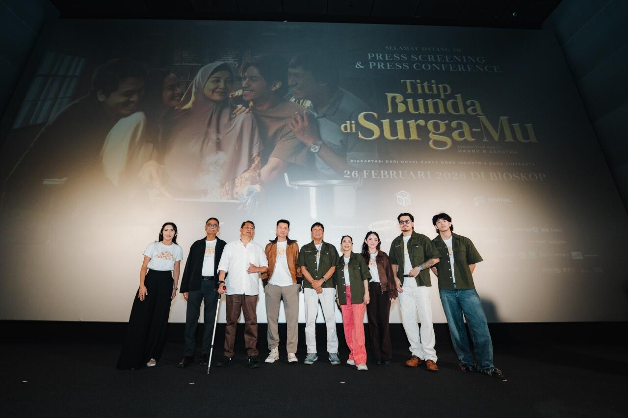 Momen Isak Tangis Warnai Gala Premiere Titip Bunda di SurgaMu