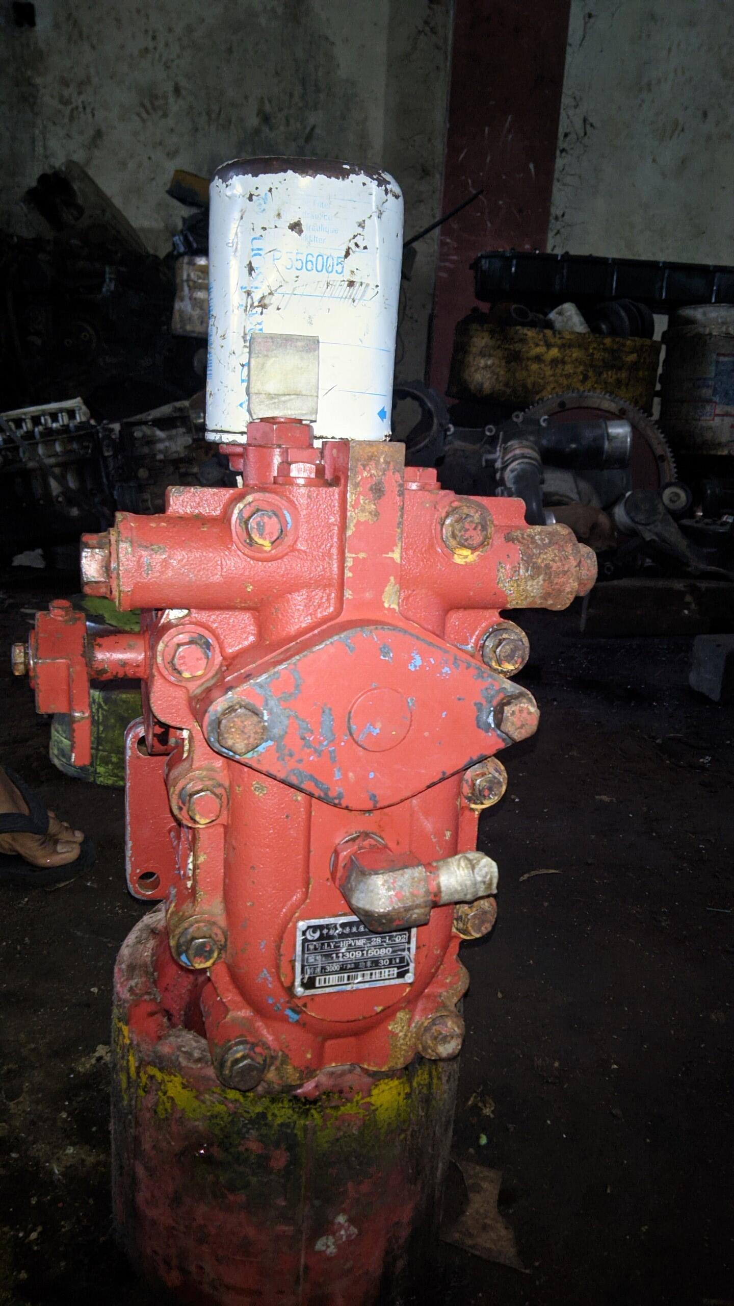 Pompa hidrolik dan motor pump