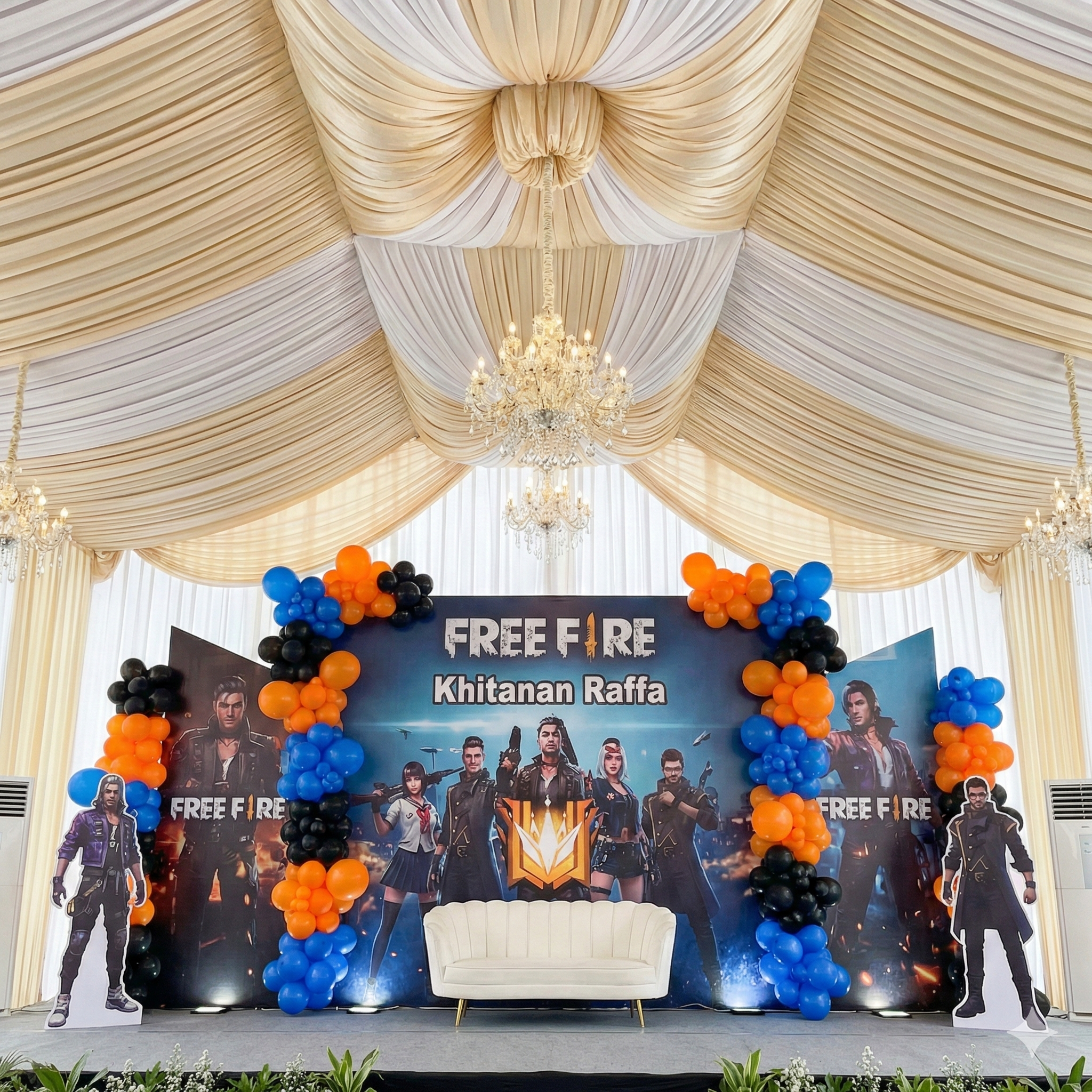 adek ane pengen disunat dan harus ada dekorasi khitanan free fire nya lagi