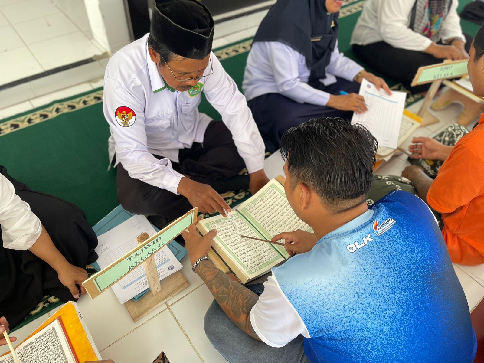 Sinergi Rutan Mamuju Dan Kemenag Mamuju Dalam Memberantas Buta Aksara Al-Qur'an 