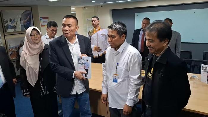 Rismon Tak Masalah Dicap Pengkhianat, yang Penting Bisa Tidur