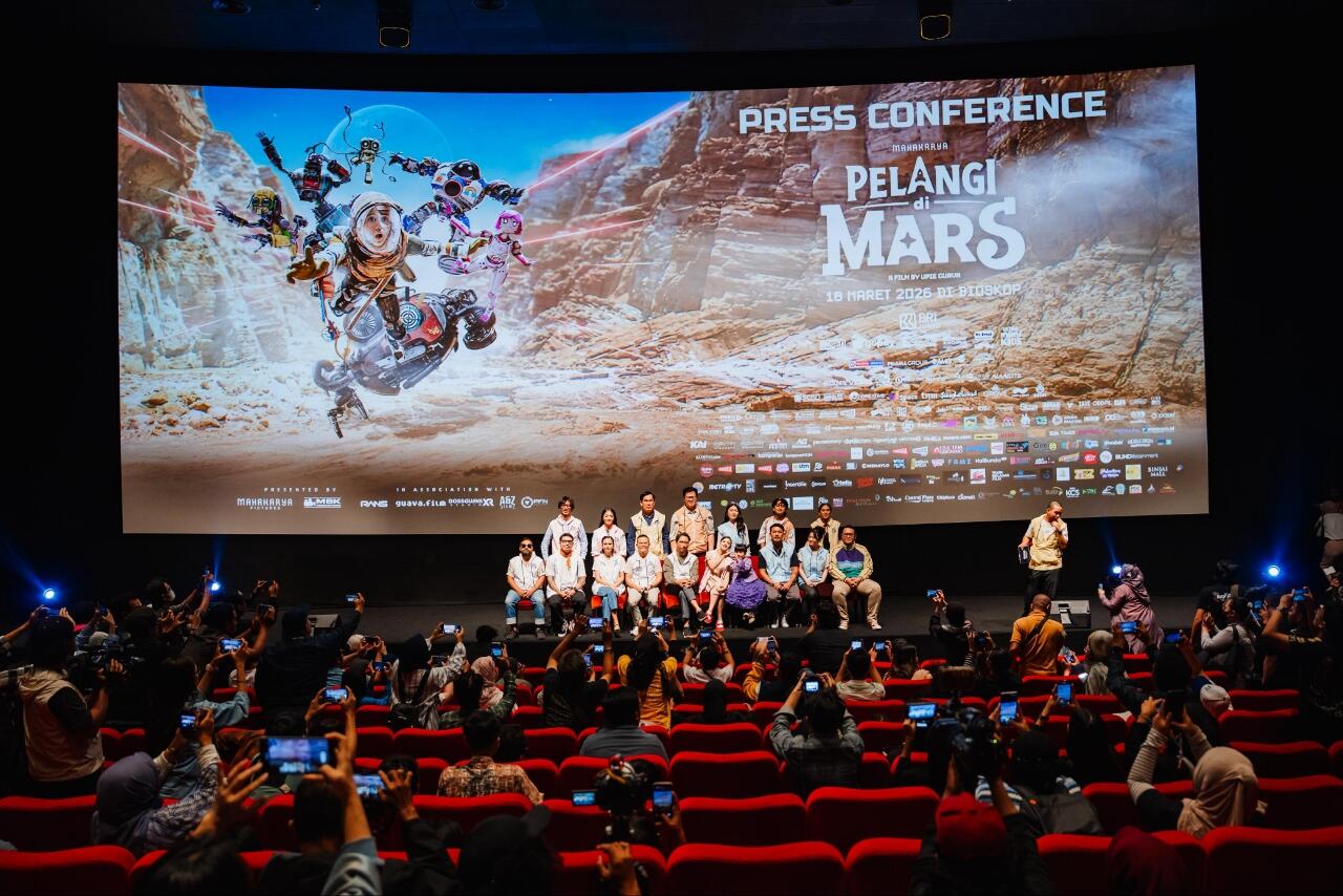 Penampakan Warga Mars Pertama di Bumi! Gala Premiere Pelangi di Mars