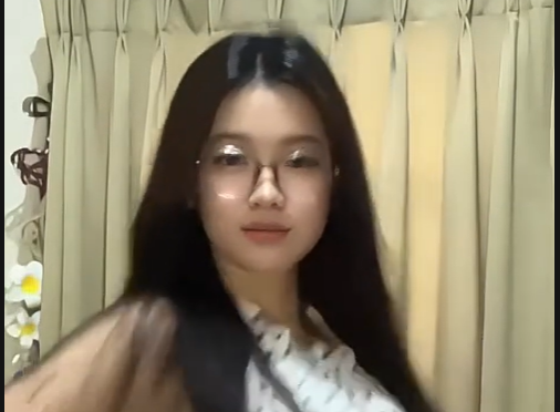 5 Cewek TikTok yang "Berbahaya" Dilihat Pas Lagi Puasa, Awas Batal Iman!
