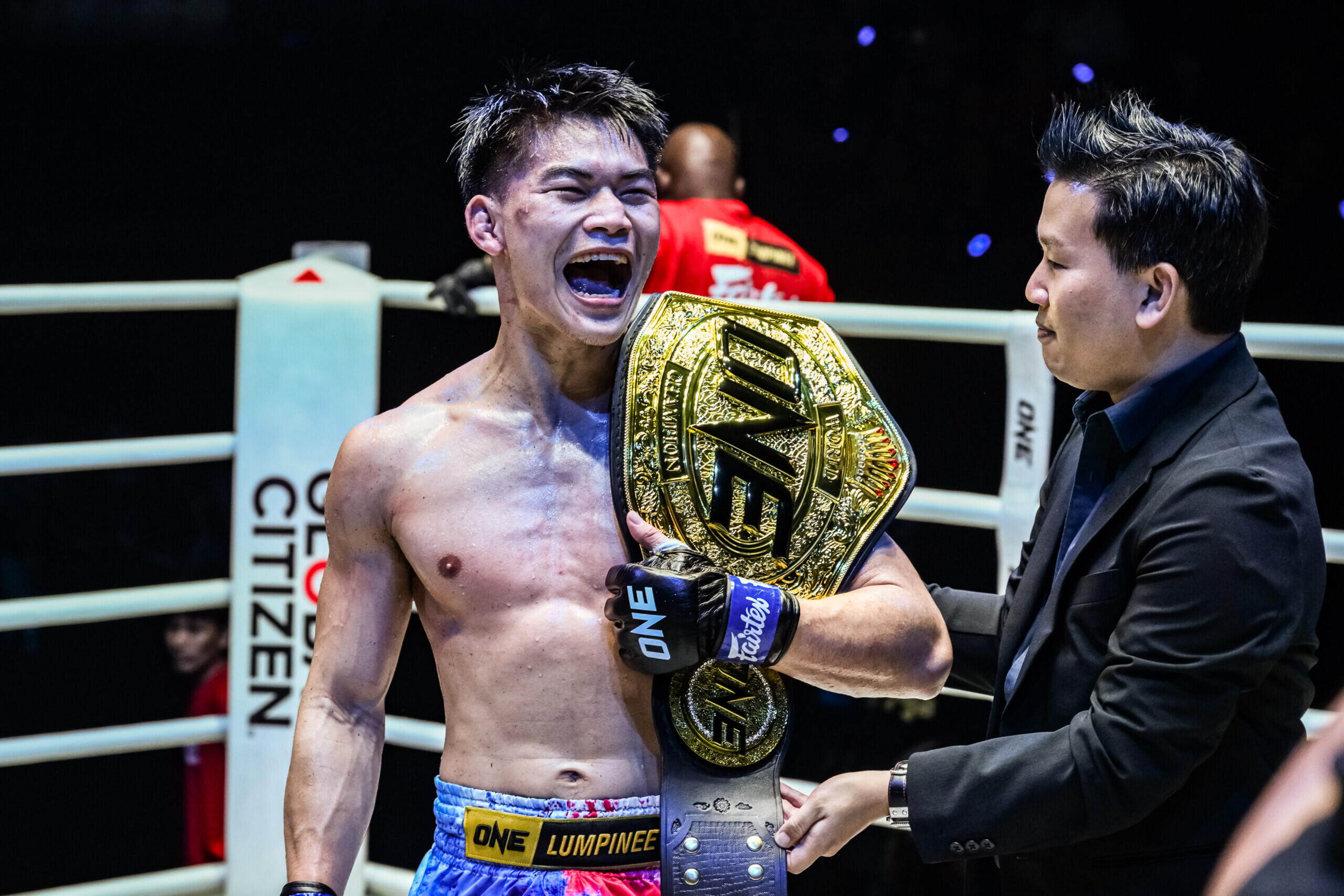 Rambolek Rebut Gelar Dunia ONE Bantamweight Muay Thai dari Nabil Anane