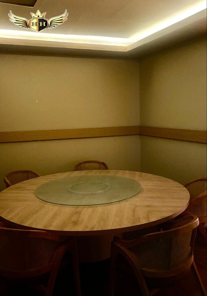 NEW HOLLYWOOD HOTEL LOUNGE &amp; BAR