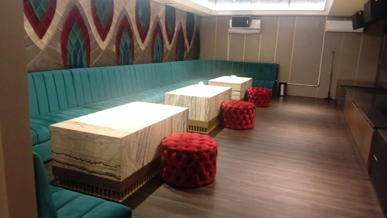 REVOO KARAOKE PONDOK INDAH-JAKSEL