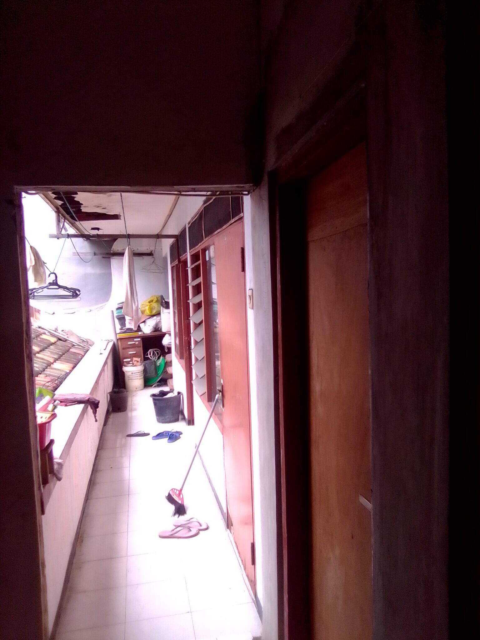 Rumah Hunian dengan Kos Kosan