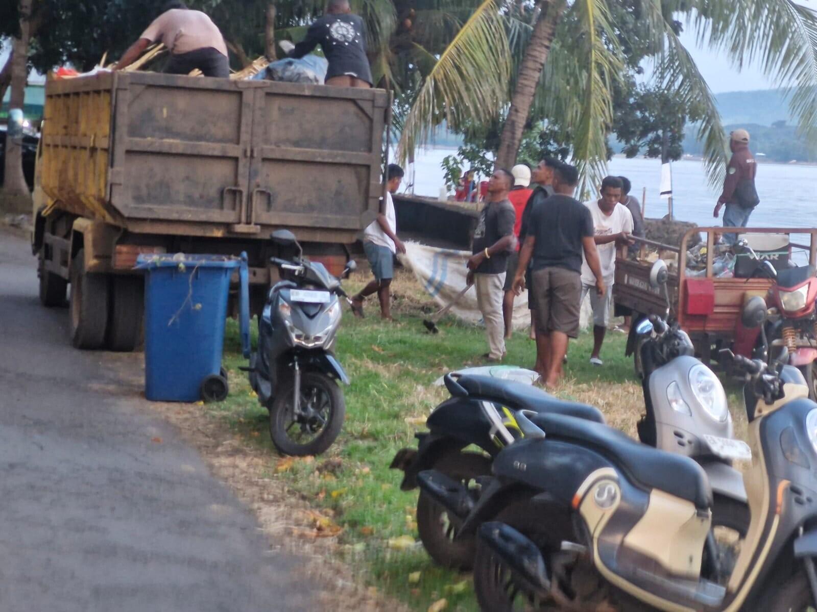 Totalitas DLH Flores Timur, Kebersihan Kota Jadi Prioritas Sambut Semana Santa 2026