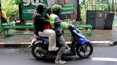 Literasi Pensiunan: Banting Setir Jadi Driver Ojol di Hari Tua