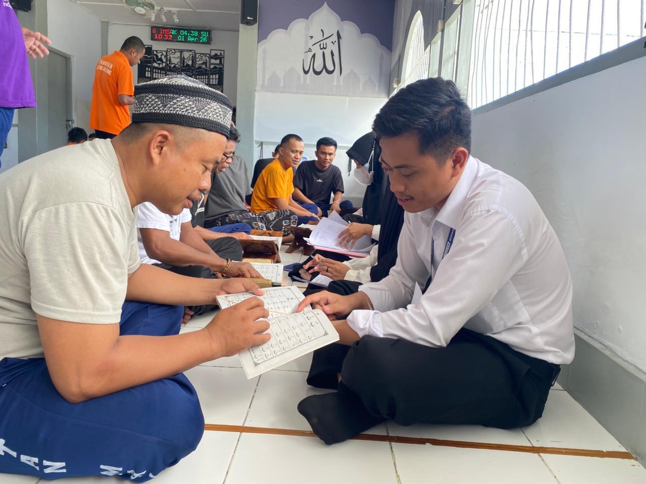 Rutan Kelas IIB Majene Tingkatkan Pembinaan Spiritual melalui Program Kelas Iqra&rsquo;