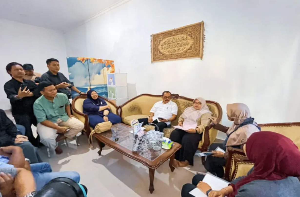 Wawali Surabaya Armuji Sidak WO Nakal, Uang Pernikahan Rp52 Juta Dibawa Kabur!