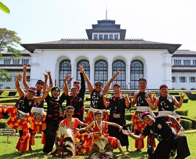 Reog Ponorogo Bandung 