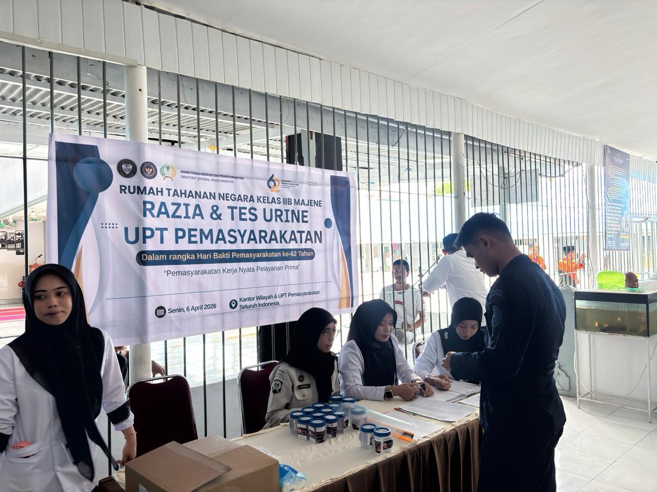 Gelar Tes Urine Pegawai dan Warga Binaan dalam Rangka Hari Bakti Pemasyarakatan ke-62