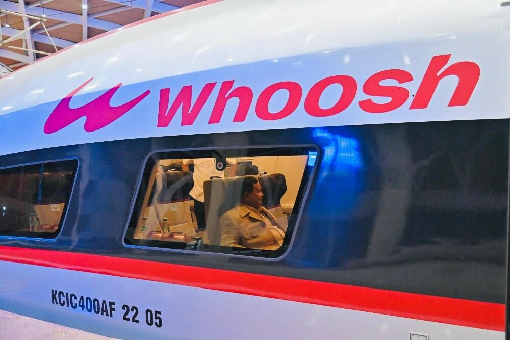 Danantara Sesumbar Selesaikan Utang Whoosh Dua Bulan