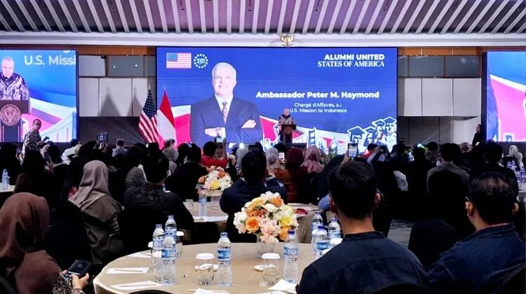 Pemerintahan Trump Komitmen Berikan Beasiswa untuk Pelajar Indonesia