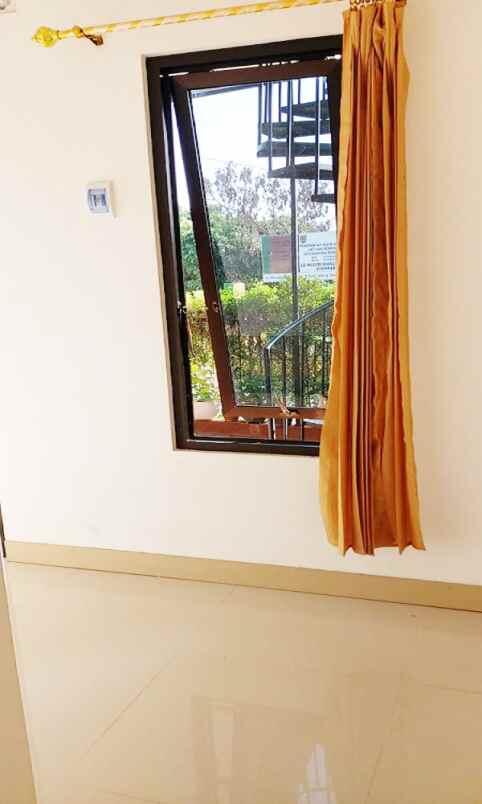 Kost Putri Dekat UNIMUS Semarang, UNDIP Semarang, RSD K.R.M.T. Wongsonegoro
