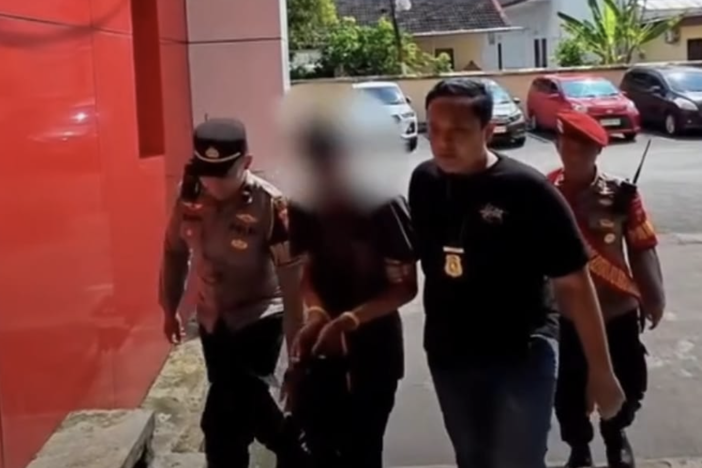 Kecanduan Judol, Pria di Bojonegoro Bobol Kotak Amal di Sejumlah Masjid