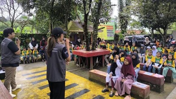 Hidup dengan Baik di Taman Bacaan?