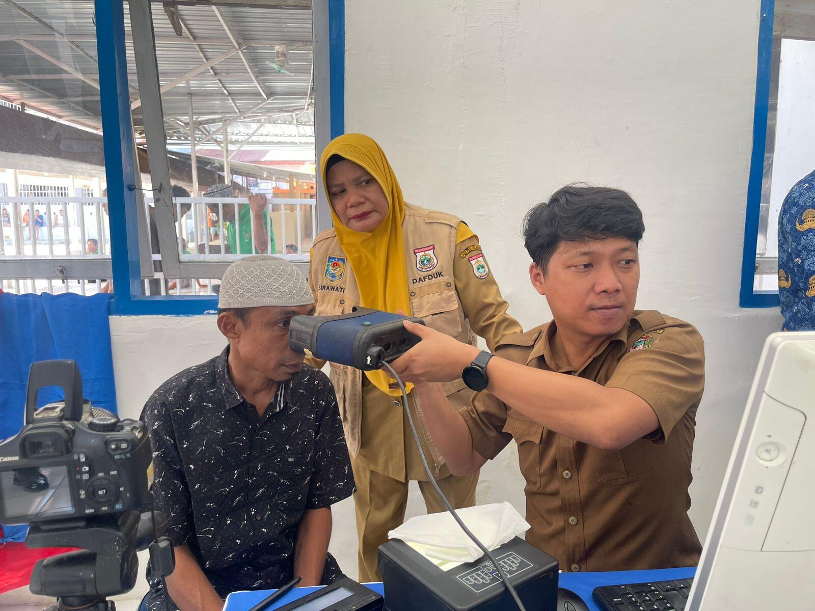 Rutan Mamuju Gelar Perekaman dan Pemadanan NIK Warga Binaan Bersama Disdukcapil