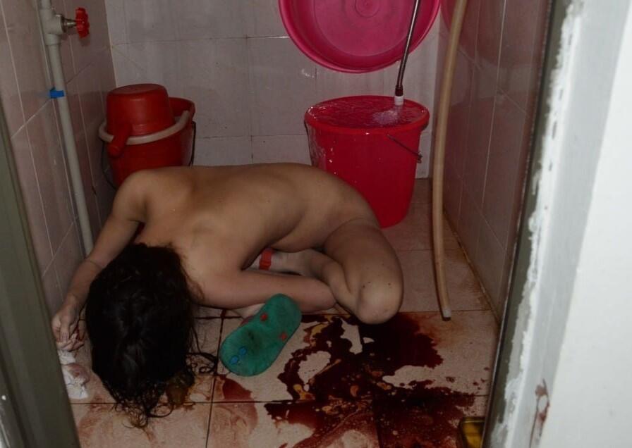 Ntah Bu*uh diri atau Dibu*uh (Laporan Autopsynya belum keluar)