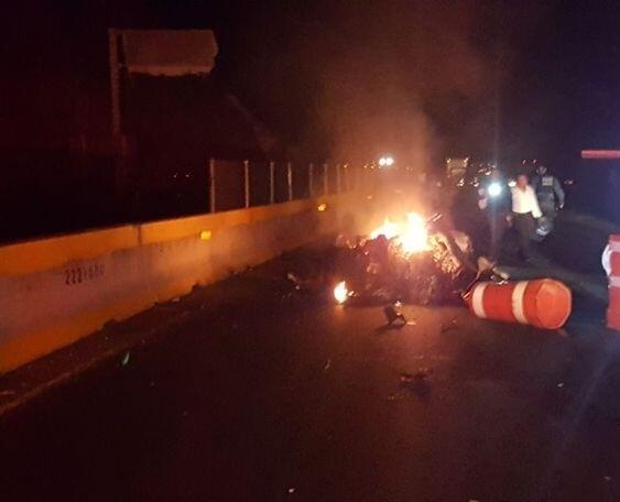 Main MObil mobilan malahan Nabrak Tembok
