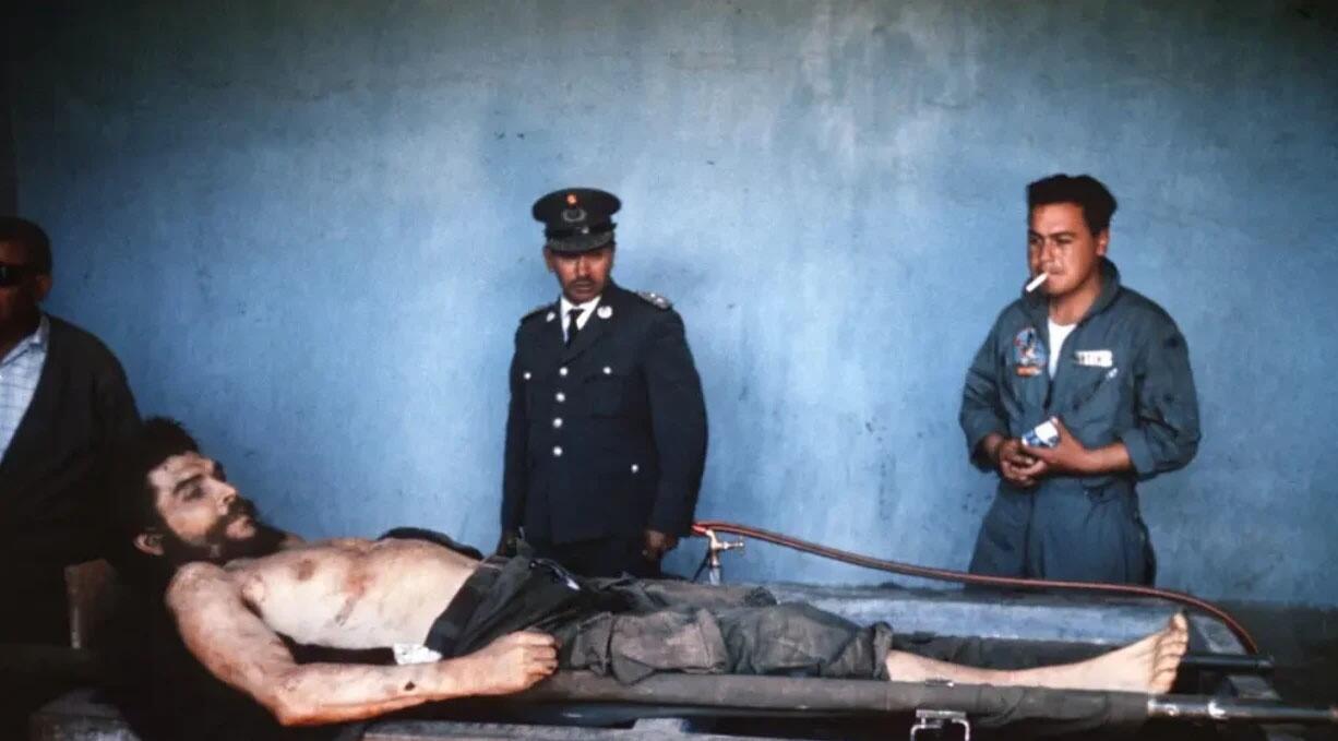 Mayat revolusioner Ernesto &ldquo;Che&rdquo; Guevara (Kurang DP)
