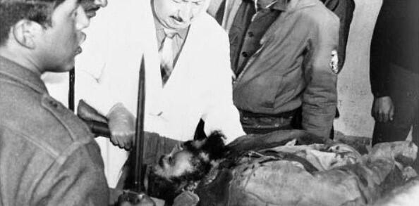 Mayat revolusioner Ernesto &ldquo;Che&rdquo; Guevara (Kurang DP)