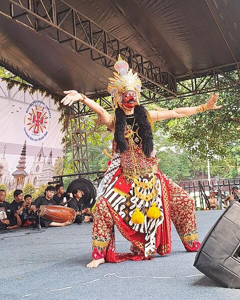 Reog Ponorogo Aji Suromenggolo