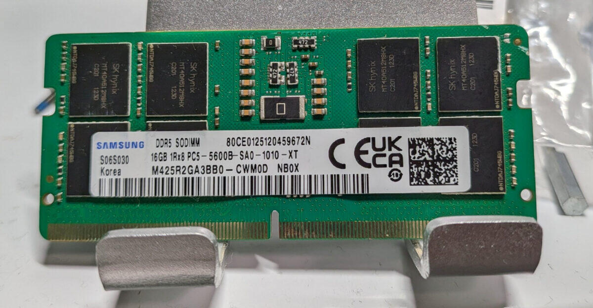 RAM DDR5 palsu di temukan dengan chip plastik tiruan &amp; label palsu di Jepang.
