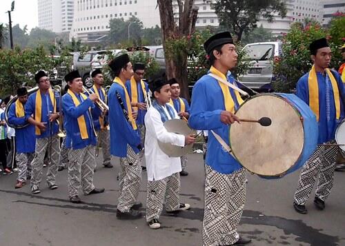 Tanjidor Ondel Ondel Mat Licin