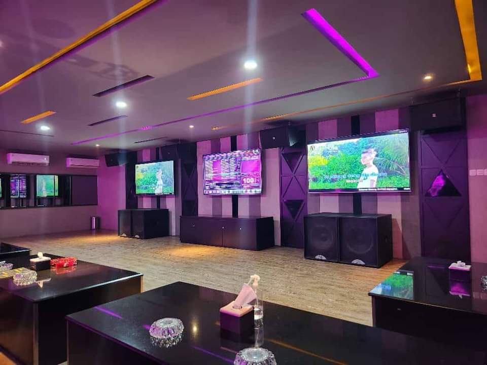 REVOO EXECUTIVE KARAOKE PONDOK INDAH - JAKARTA SELATAN