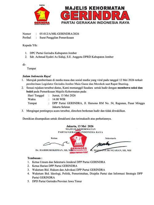 Petinggi Gerindra Panggil Anggota DPRD Jember Merokok dan Main Game saat Rapat
