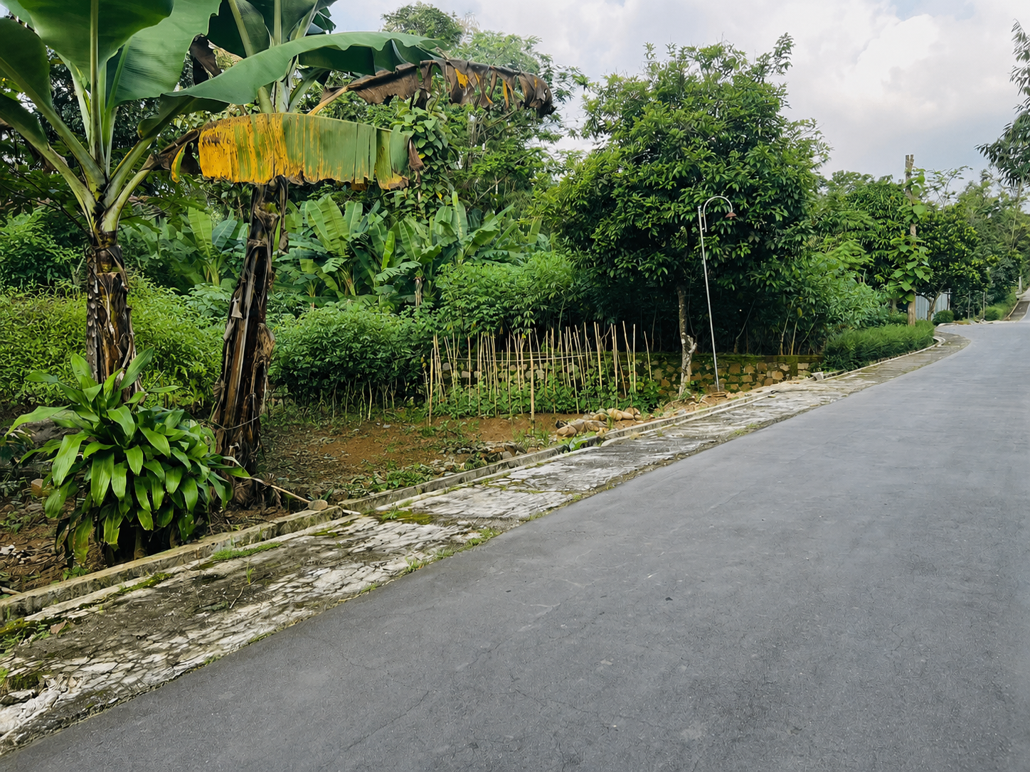 Rumah 450m&sup2; Hanya 200 Jt Karanganyar 
