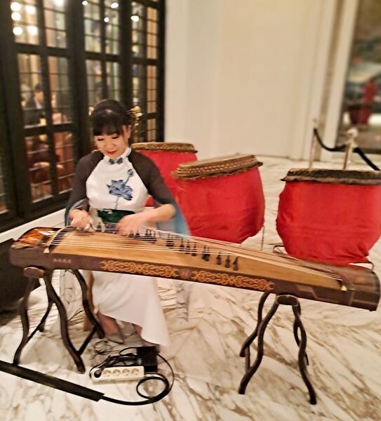 Musik Guzheng Erhu Parmonas Studio