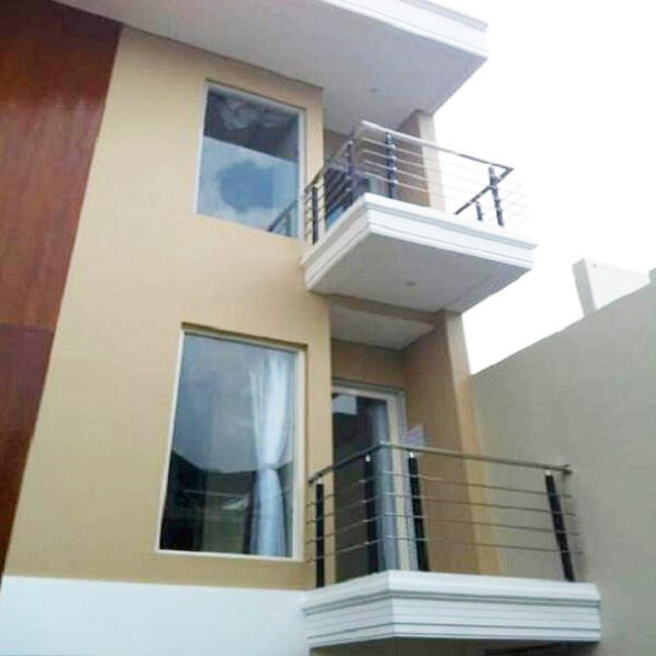 Kost Dekat UWKS, Universitas 45 Surabaya, Mall Ciputra World Surabaya