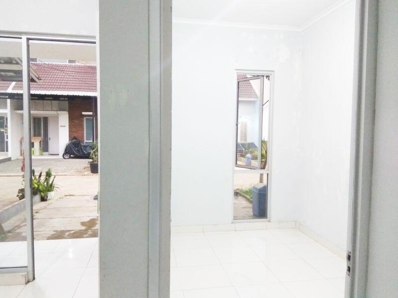 JUAL Rumah Cluster Mutiara Gading City BEKASI DEKAT JAKARTA