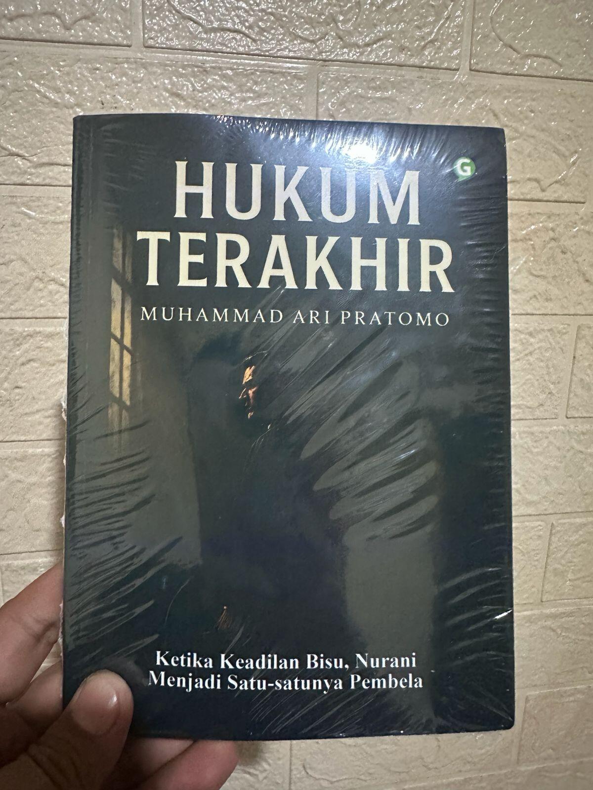 Novel Hukum Terakhir yang Atmosfernya Berasa Film Thriller Indonesia